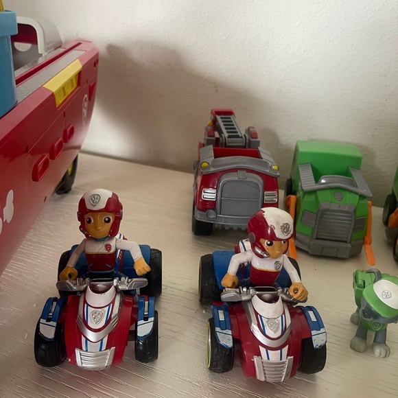 Paw Patrol Collection - Picture 7 of 9